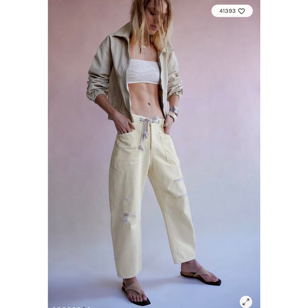 We The Free Moxie Pull-On Barrel Jeans | Distressed Yellow | Size 32 | Flaws